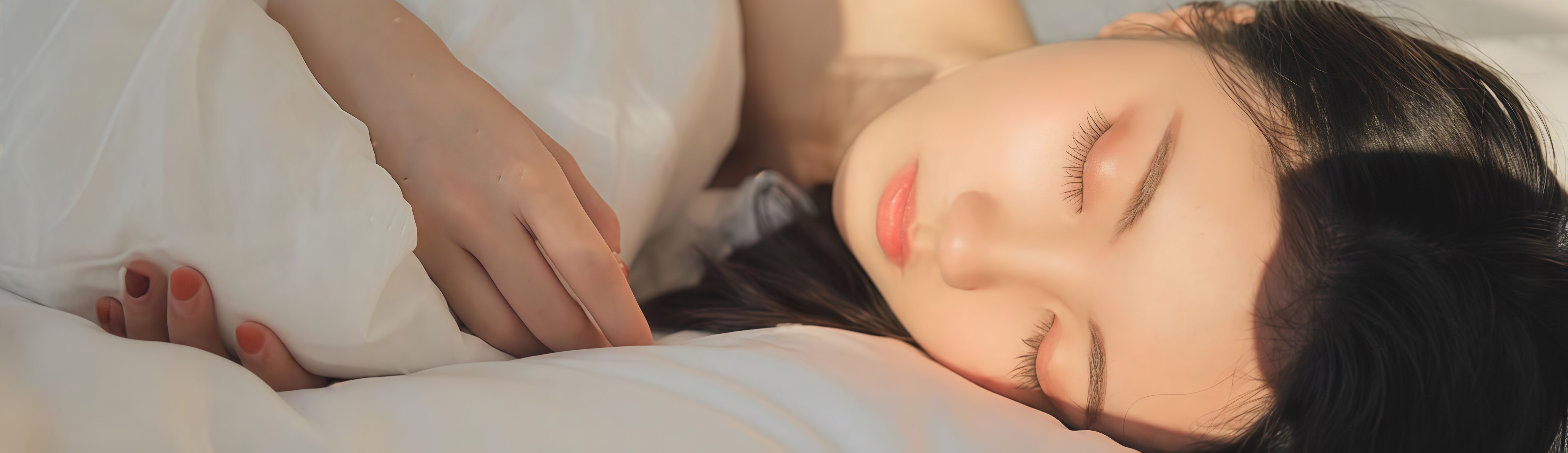 野外露出少女-国产精品视频三上线挑战道德底线的剧情观众反响两极分化!